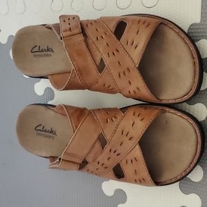 Clarks bendables size 7